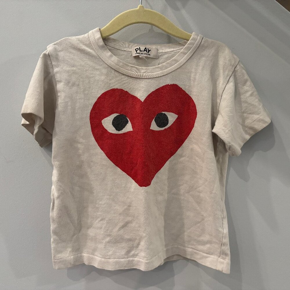 Comme des Garcons PLAY Kids Size 4 Large Red Heart Logo T-Shirt